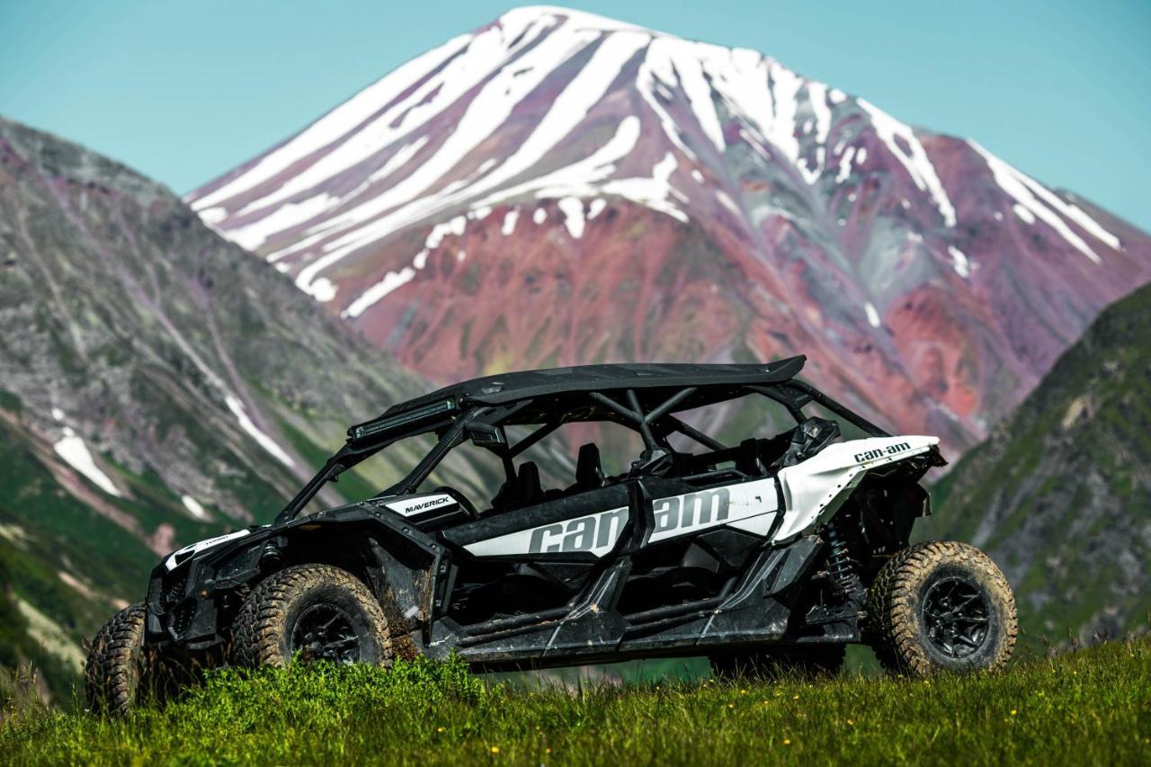Gudauri Inn Kültér fotó 2017 Can-Am Maverick X4